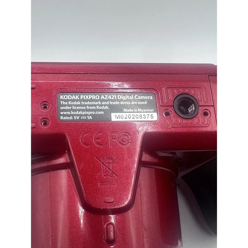 Kodak PIXPRO AZ421 16MP 42x Optical ZM Camera Red Untested For Parts/ Repair